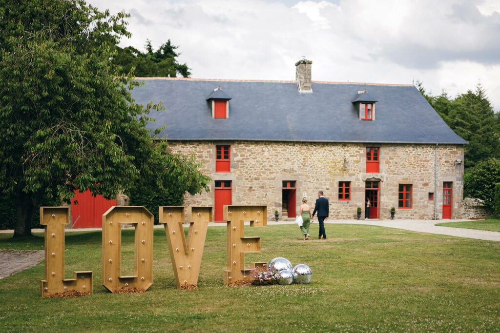 Organisation mariage en Bretagne Décoration LOVE