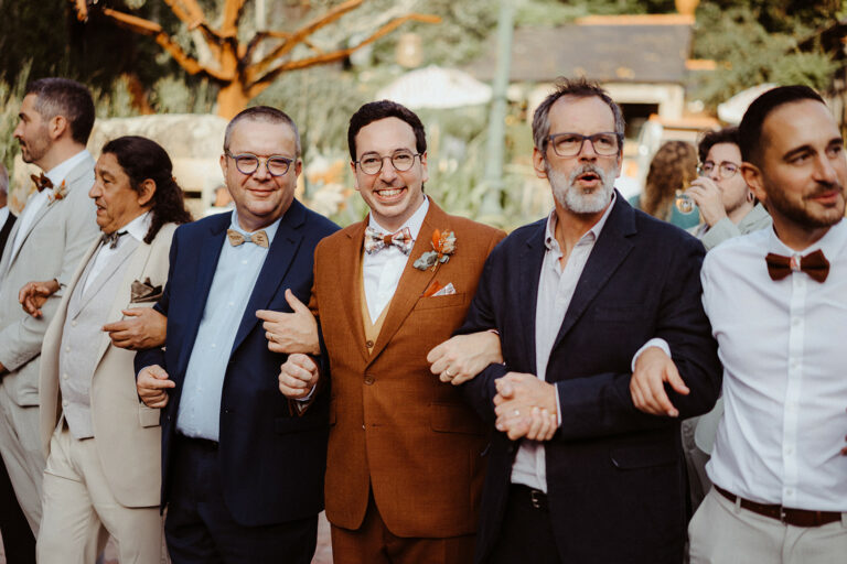 Lire la suite à propos de l’article Quand contacter sa wedding planner pour organiser son mariage en Bretagne ?